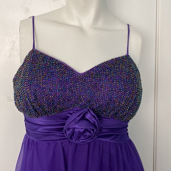 Stunning Beaded Empire Waist Purple Cocktail Dress - Picture 3 of 6